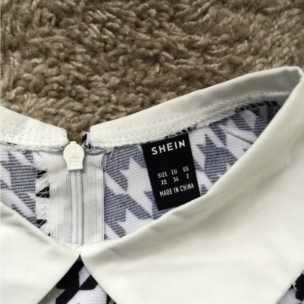 🔥🔥HOST PIC🔥🔥 Slayr Houndstooth Panel Puff Sleeve Pleated Hem Dress - Picture 13 of 13